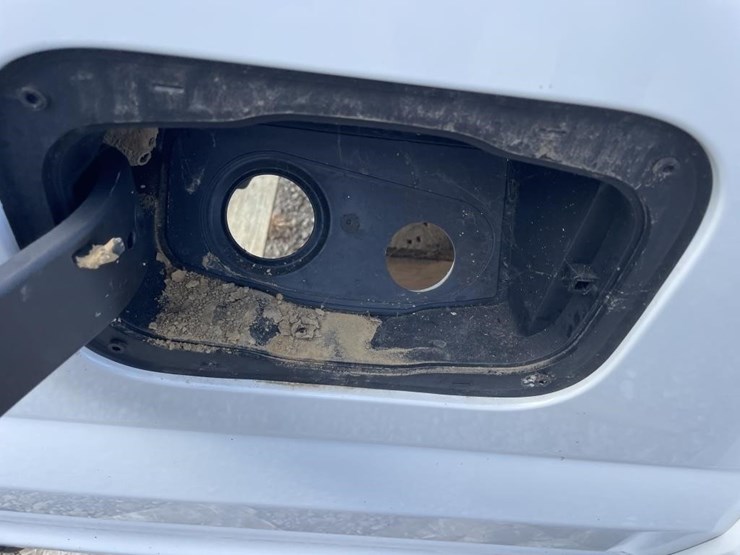2021-ford-f350-image-13