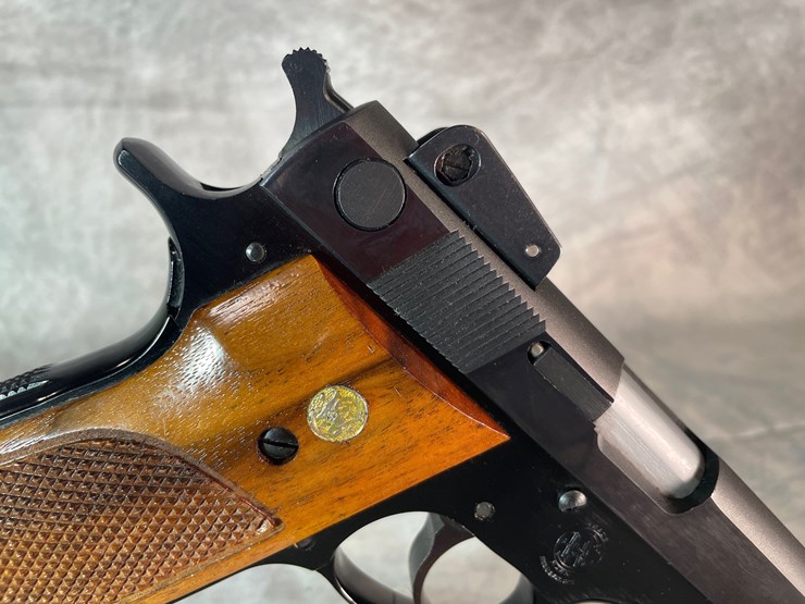 #4402-•-smith-and-wesson-model-439-9mm-luger-pistol,-sn:-a741597-image-8