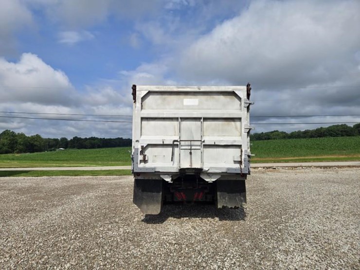 1981-international-f2674-tandem-axle-grain-truck-w/tag-axle*updated-8/4/25*-image-3