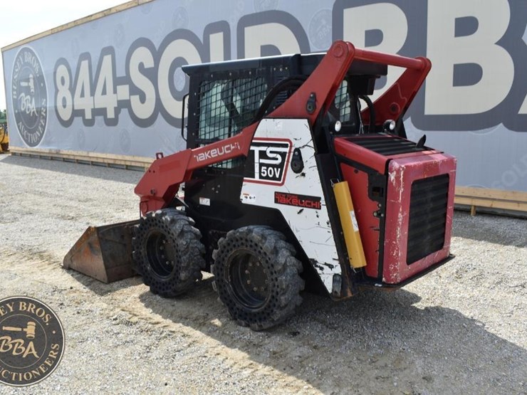 2017-takeuchi-ts50v-image-8