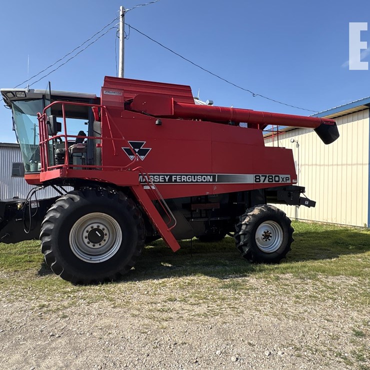 2003 MASSEY-FERGUSON 8780