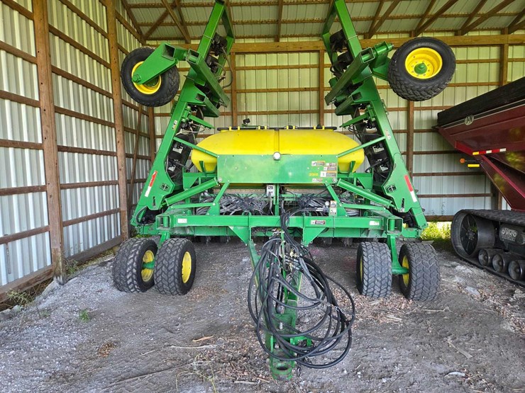 40'-jd-1990-air-seeder-image-7