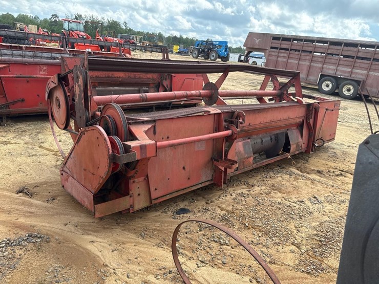 massey-ferguson-12-image-3