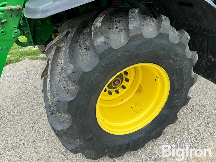 2021-john-deere-f4365-image-15