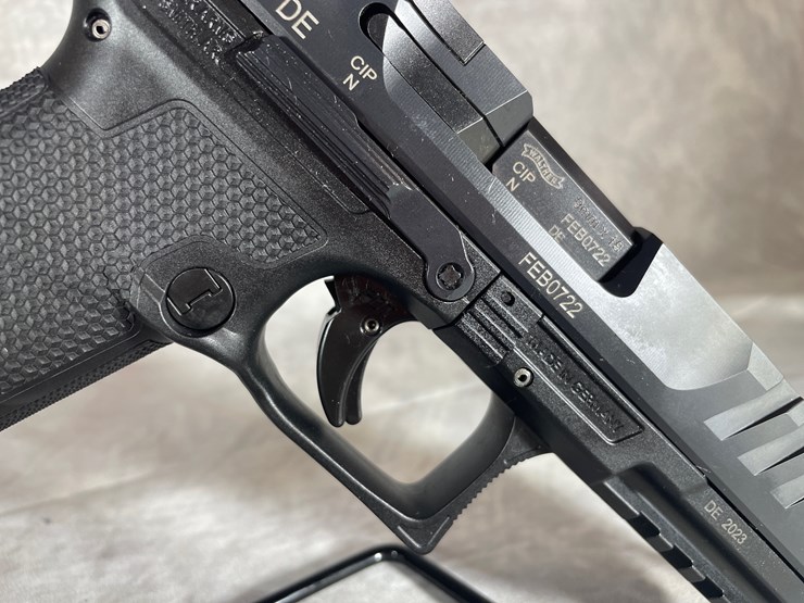 #4394-•-walther-pdp-9mm-luger-pistol,-sn:-feb0722-image-9