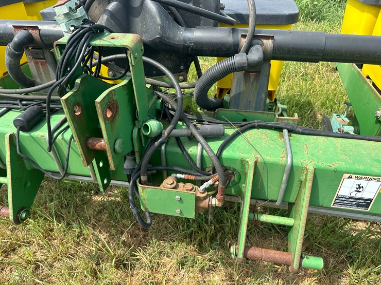 john-deere-30-image-24