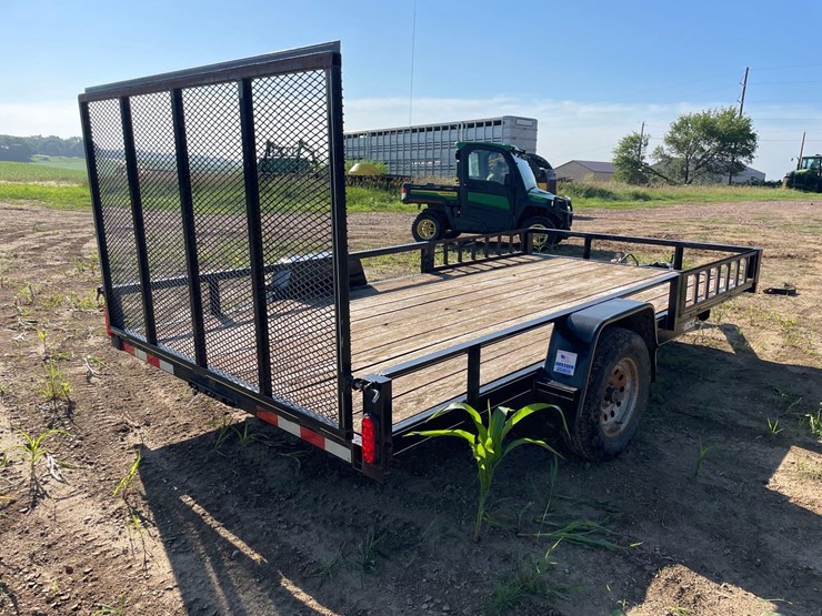 2011-dressen-dct-83”-x-14ft-flatbed-trailer-image-4