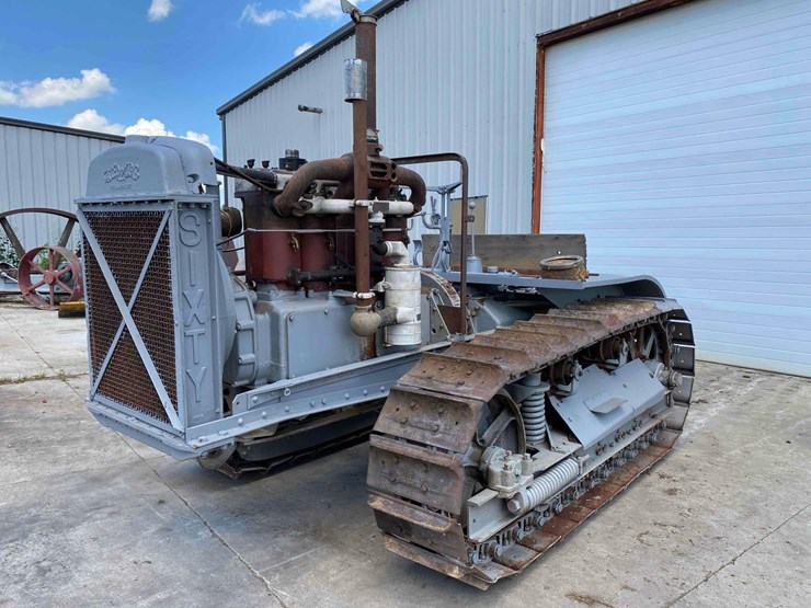 caterpillar-60-snow-crawler-tractor-image-1