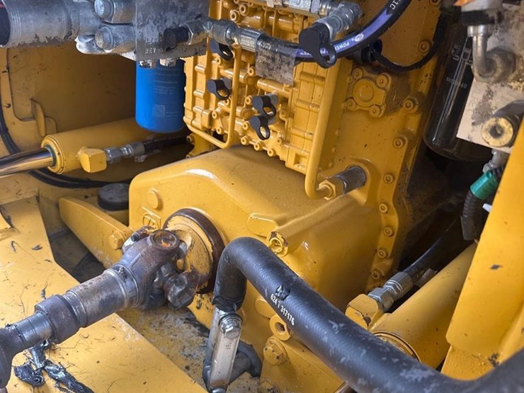 2019-deere-624l-image-14