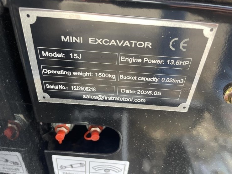 new-miva-mini-excavator:-6.6t-image-10