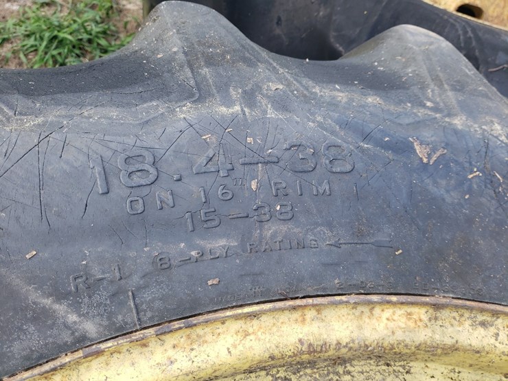 john-deere-4520-image-3
