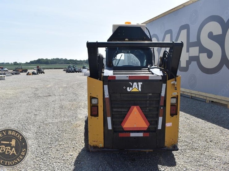 2018-caterpillar-262d-image-15
