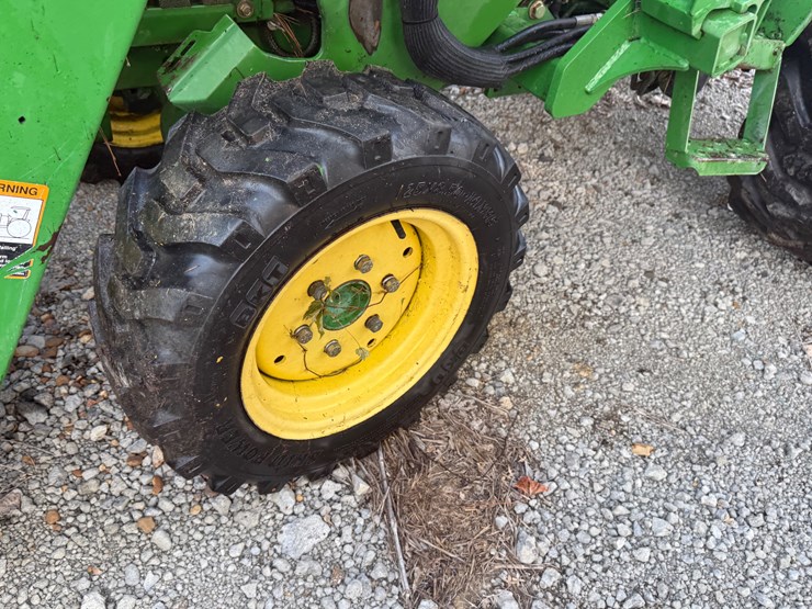 john-deere-790-image-29