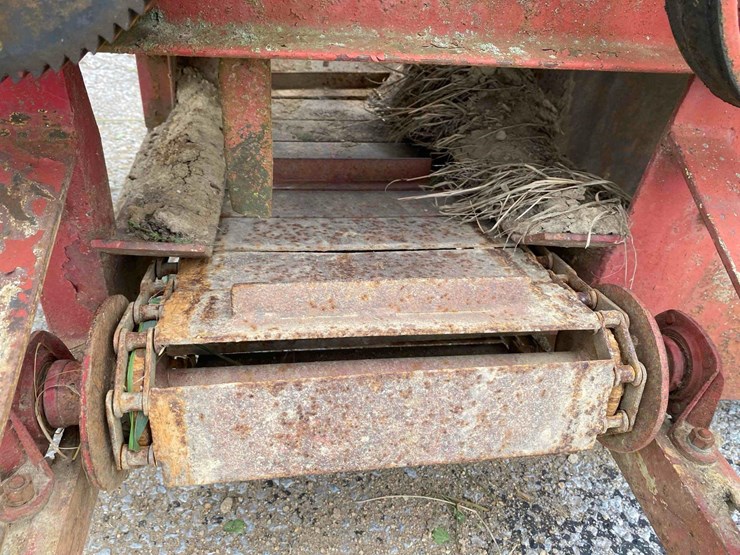 vermeer-model-12-pto-field-tiling-machine-image-28