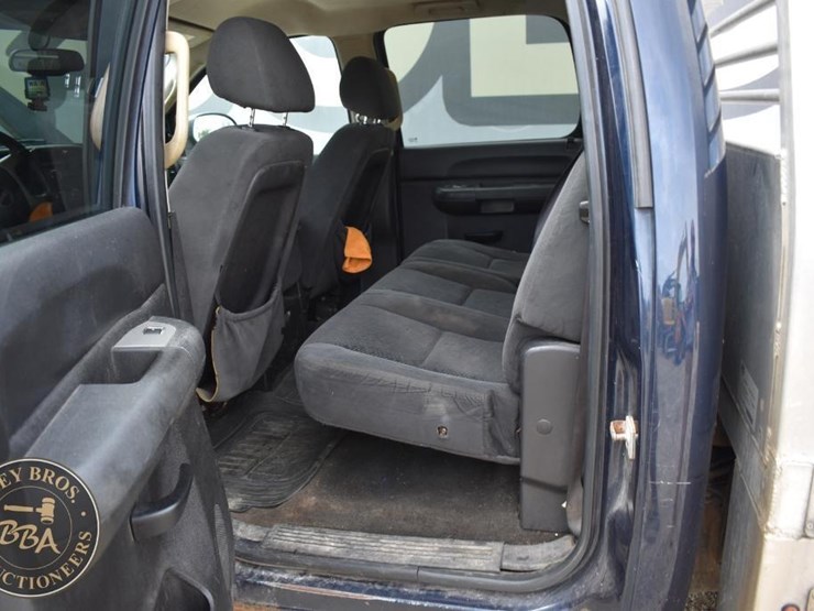 2007-chevrolet-2500hd-image-26