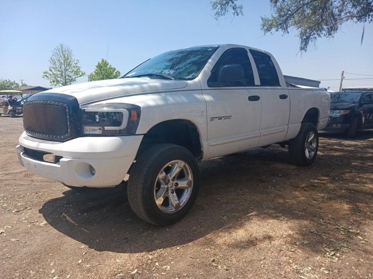 2006-dodge-ram-1500-image-3