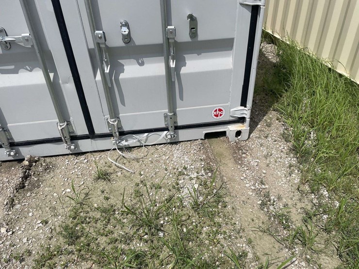 40-ft-shipping-container-image-15