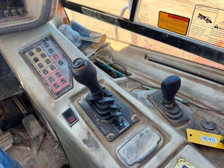 2014-doosan-da30-image-47