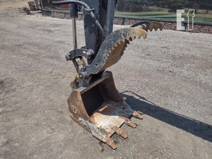 2017-deere-50g-image-15