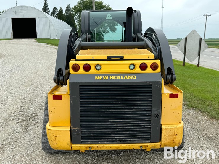 2017-new-holland-c238-image-6