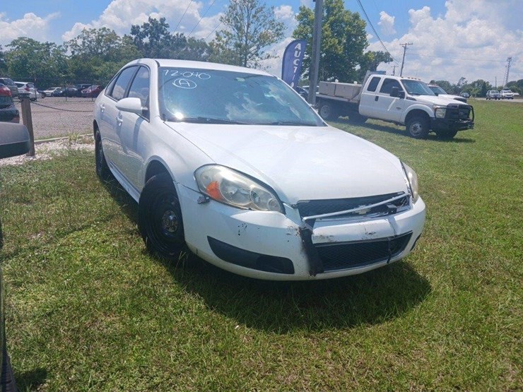 2012-chevrolet-impala-police-image-6