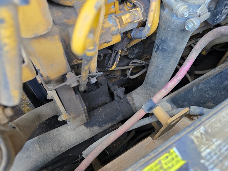 2005-caterpillar-953c-image-106