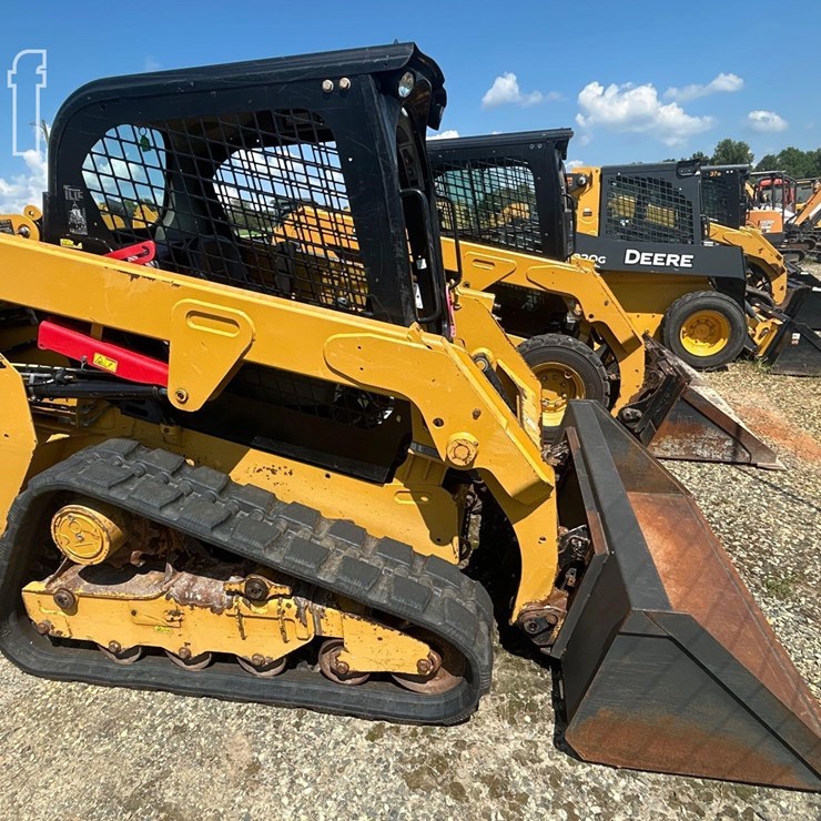 CATERPILLAR 239D