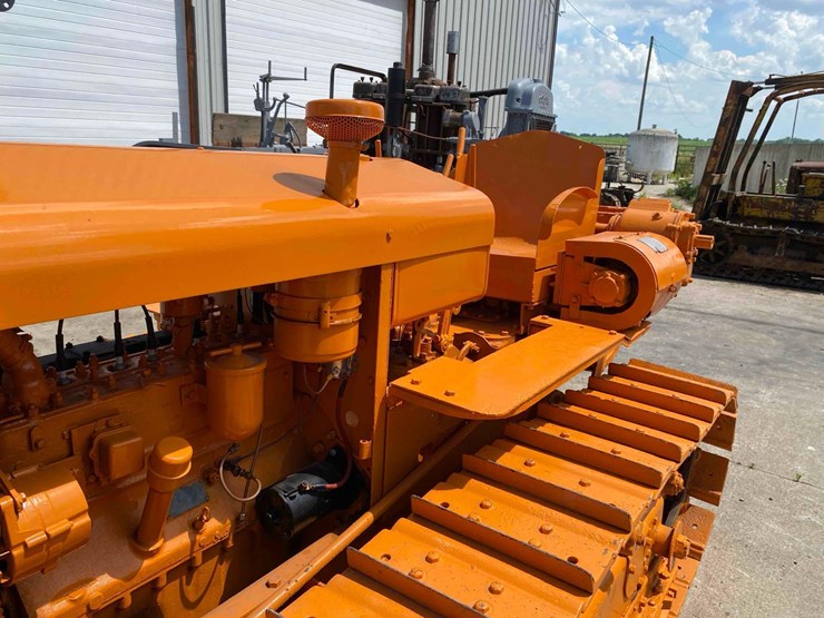 oliver-ag-6h-ag-crawler-image-8