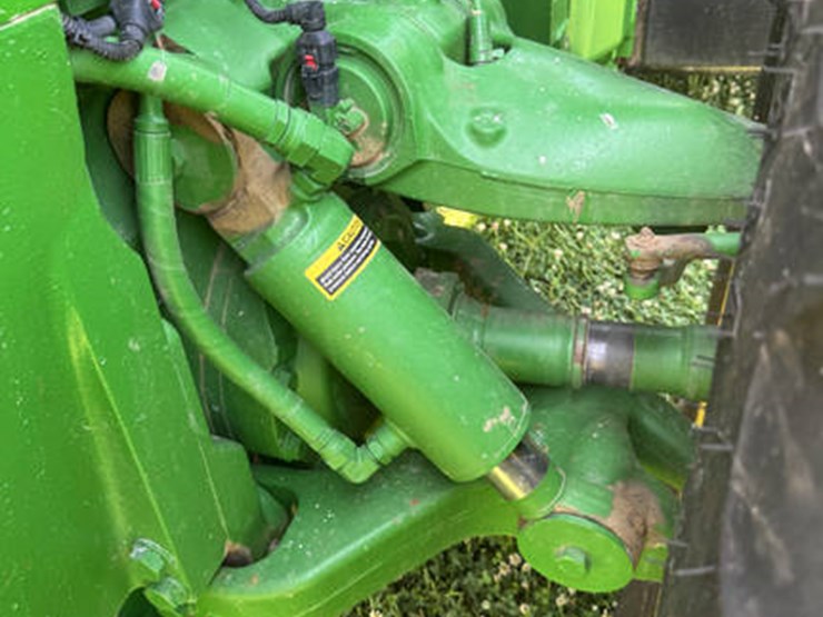 2014-john-deere-8270r-image-6