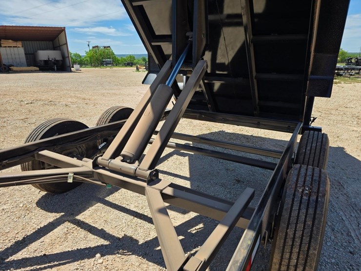 2024-bcl-fabrication-landscape-dump-trailer---heavy-duty-utility-trailer-for-mulch-debris-hauling-image-33
