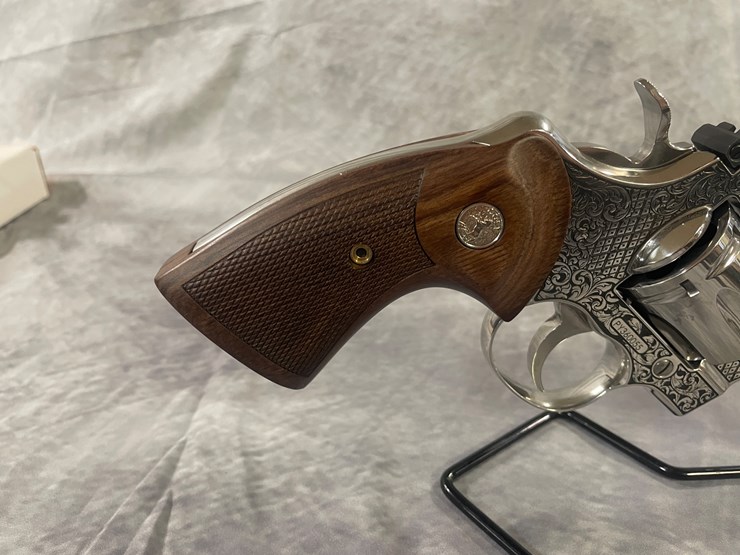 #4355-•-colt-python-357-mag-revolver,-sn:-py360055-image-6