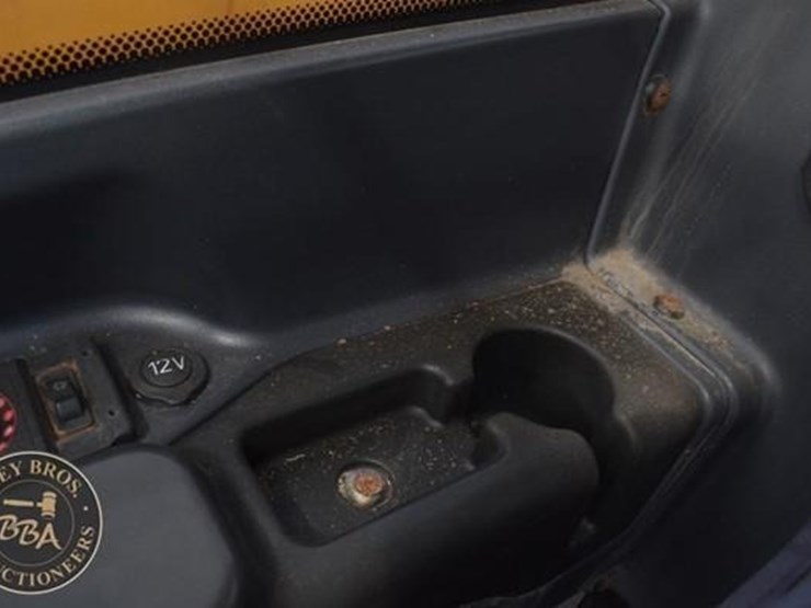 2014-caterpillar-th407c-image-44