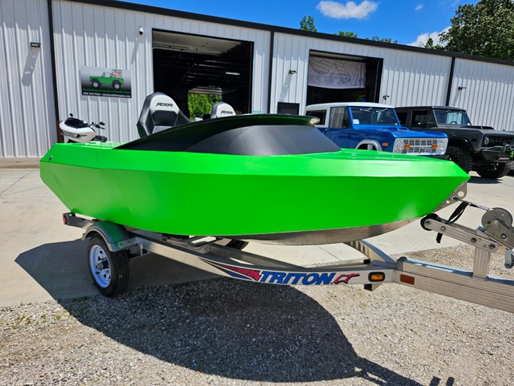 #18971-•-10'-jet-boat-image-23