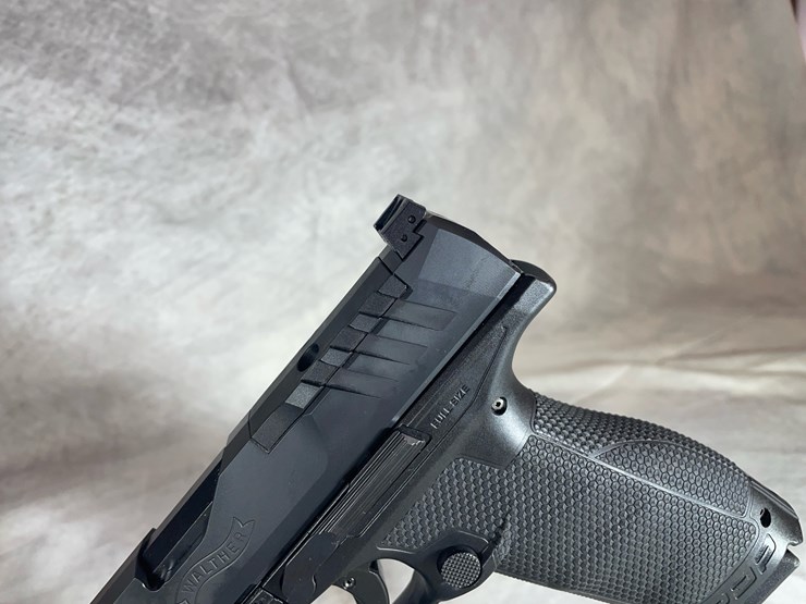 #4394-•-walther-pdp-9mm-luger-pistol,-sn:-feb0722-image-17