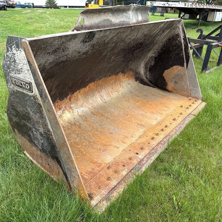 Volvo 99" Payloader Bucket