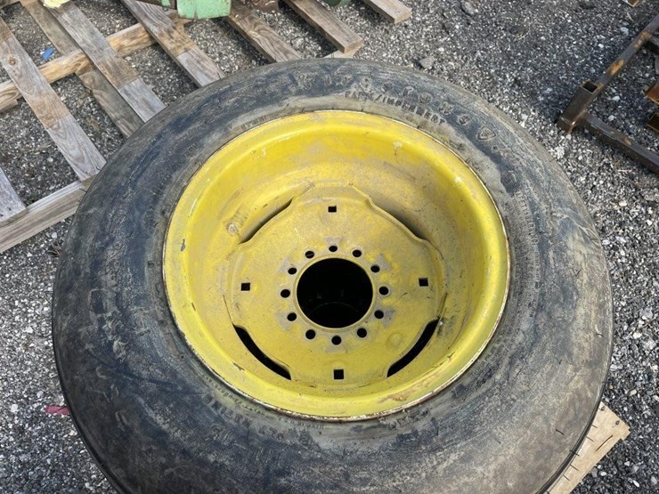 stack-of-tires-and-wheel-image-6