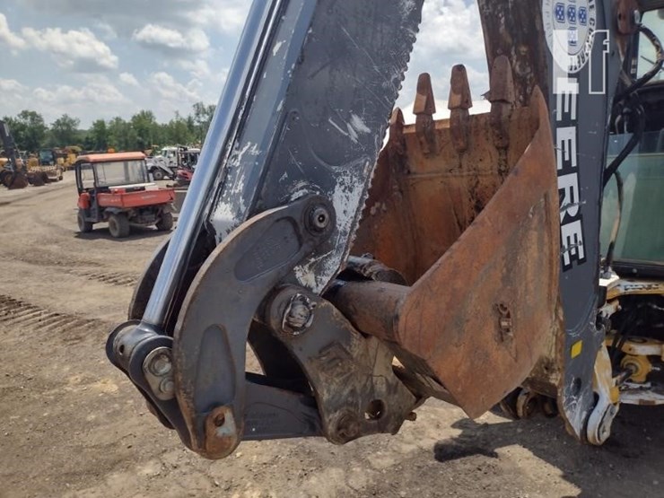 2010-deere-310j-image-29