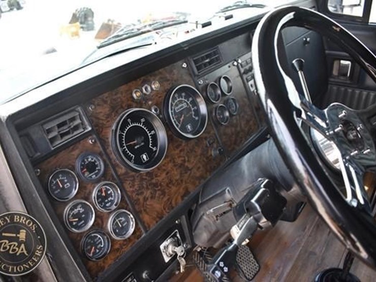 1994-kenworth-t600-image-45