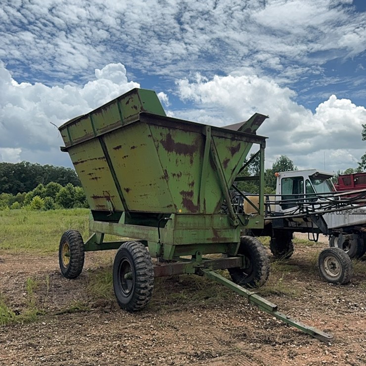 Forage Wagon