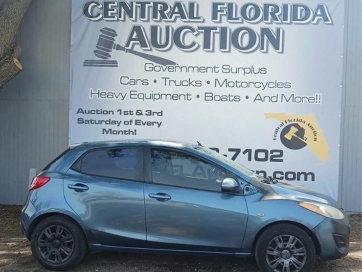 2014-mazda-mazda2-runs/moves-sport-image-1
