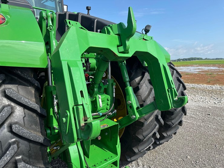 2022-john-deere-9r-390-image-28
