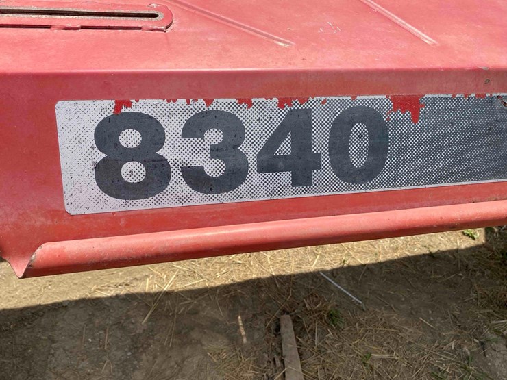 case-ih-8340-image-39