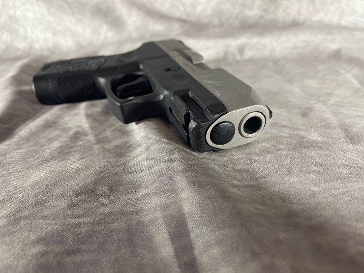 #4373-•-taurus-g2s-9mm-luger-pistol,-sn:-ade313018-image-4