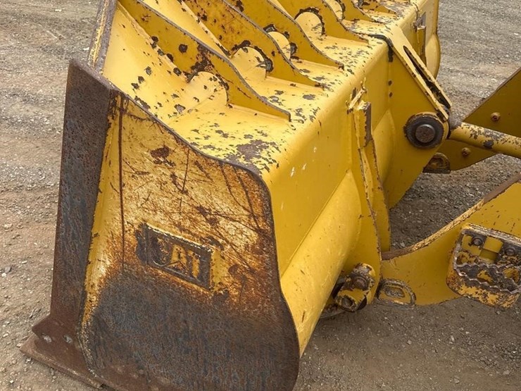 2019-caterpillar-953k-image-12