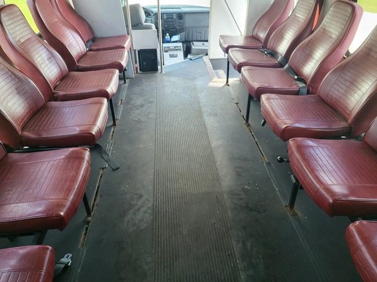 2012-ford-f550-xl-image-92