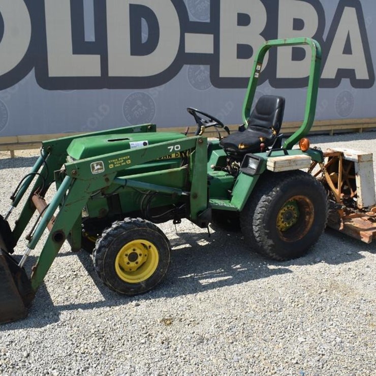 1993 JOHN DEERE 755