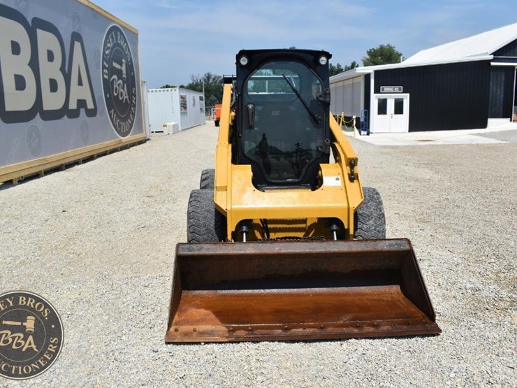 2015-caterpillar-272d2-image-20