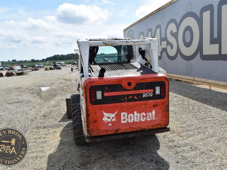 2017-bobcat-s570-image-12