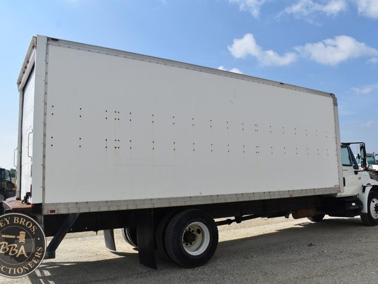 2006-international-durastar-4300-image-14