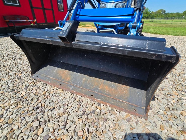 2023-new-holland-workmaster-25s-image-12